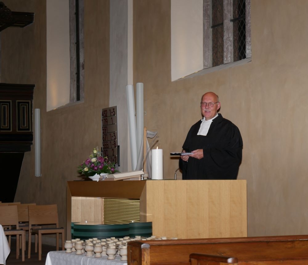 Lippische Landessynode mit Gottesdienst eröffnet - Eröffnungsgottesdienst der Synode: Die Predigt hielt der Superintendent der Klasse Nord, Dirk Hauptmeier